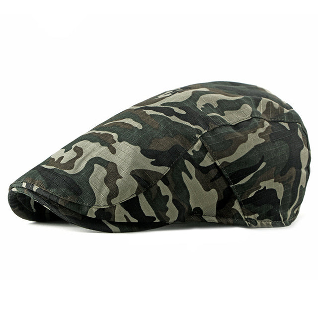 Green military beret